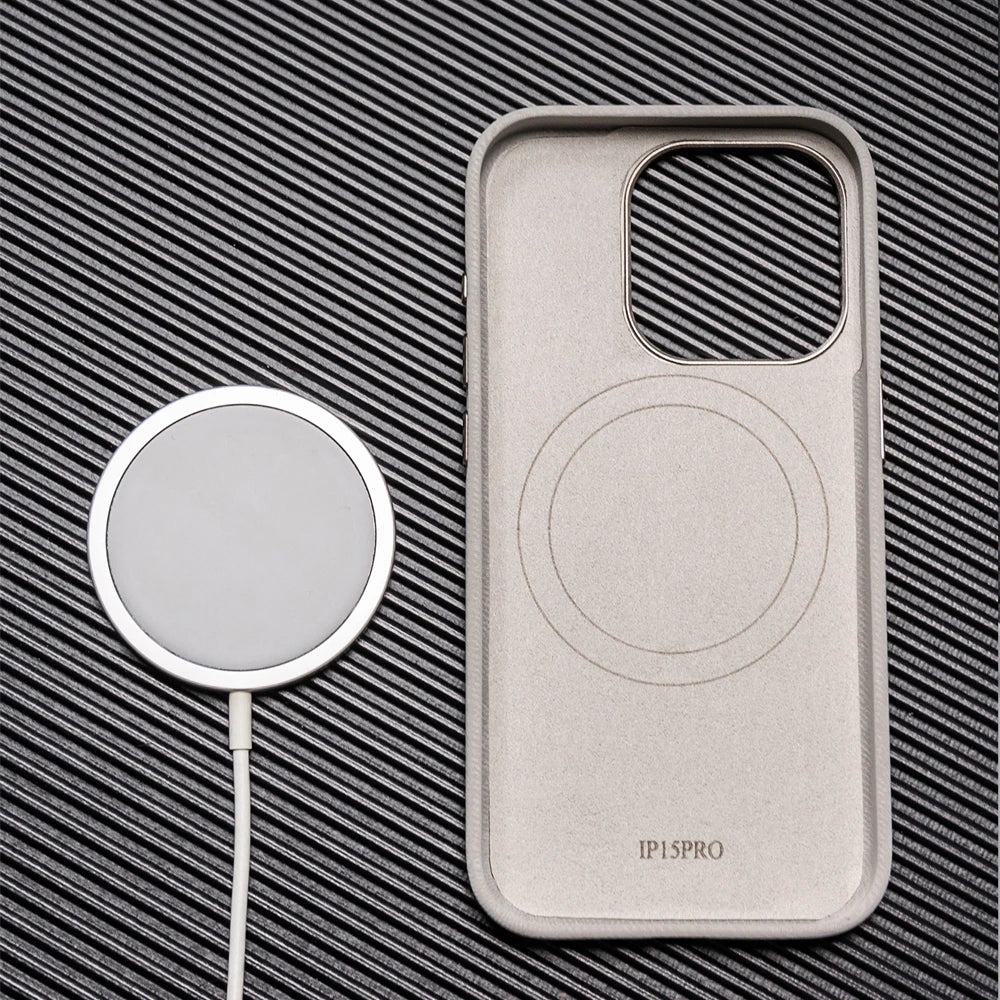 MagSafe Fiber Leather Case